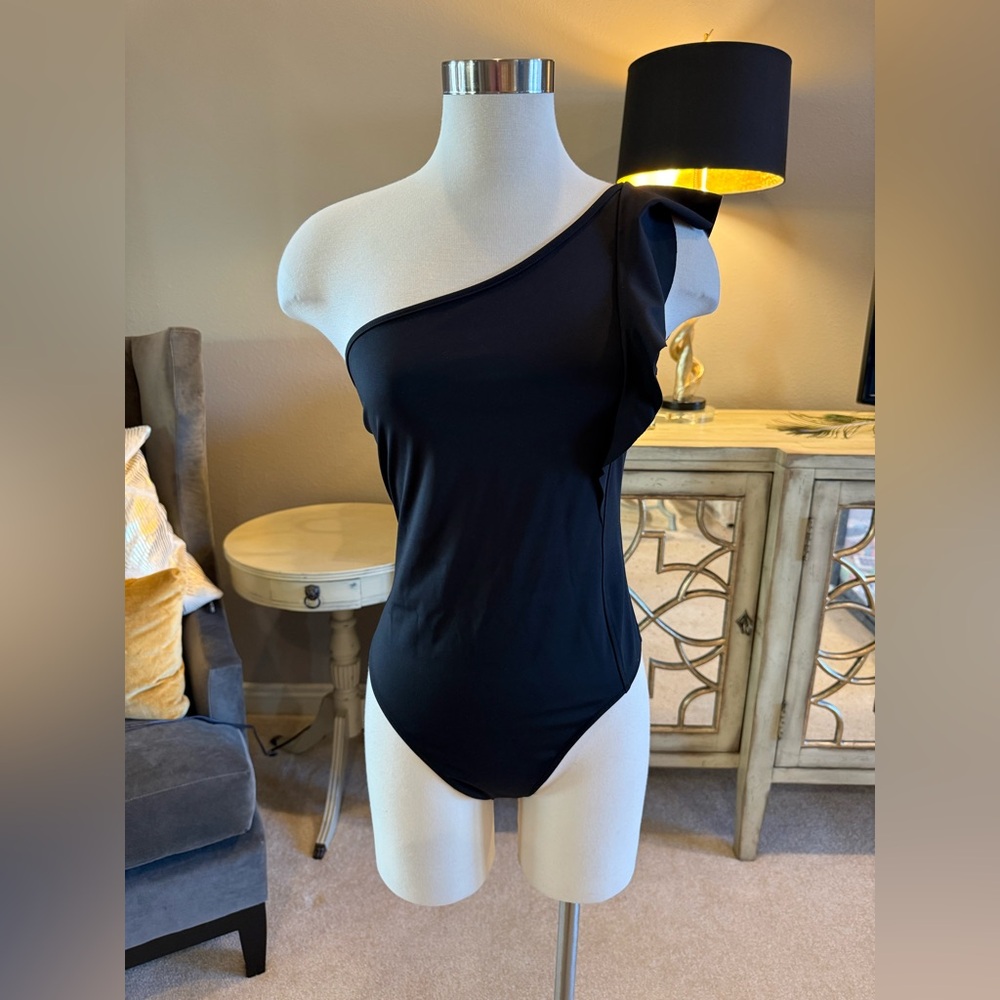 Victoria’s Secret Sport Bodysuit (NWT) Size M
